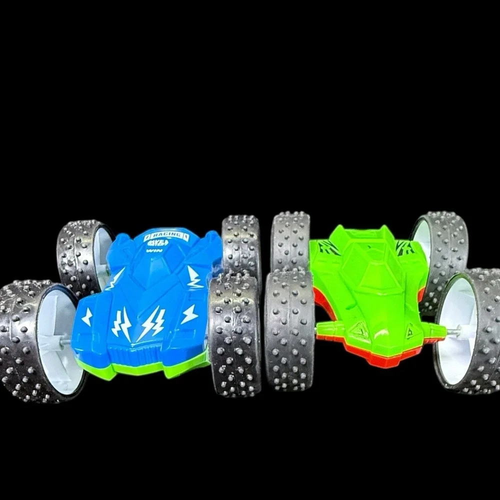 2 Four-Wheeled Double-Sided Drive Inertia Toy Car‎  Stunt Blue/Green/Red